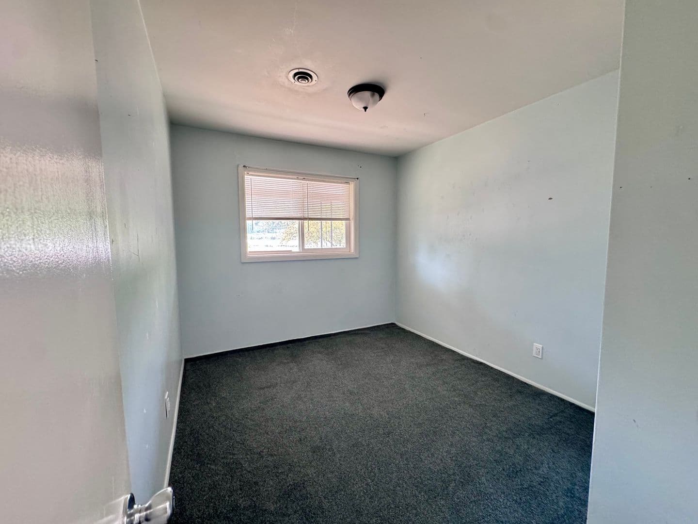 La Grande House: 1101 F Ave