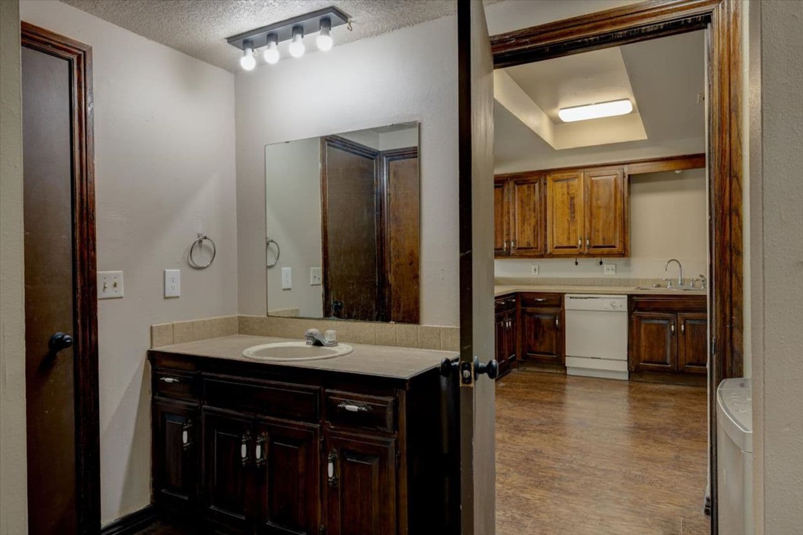 Oklahoma City Apartment: 10400 N Council Rd