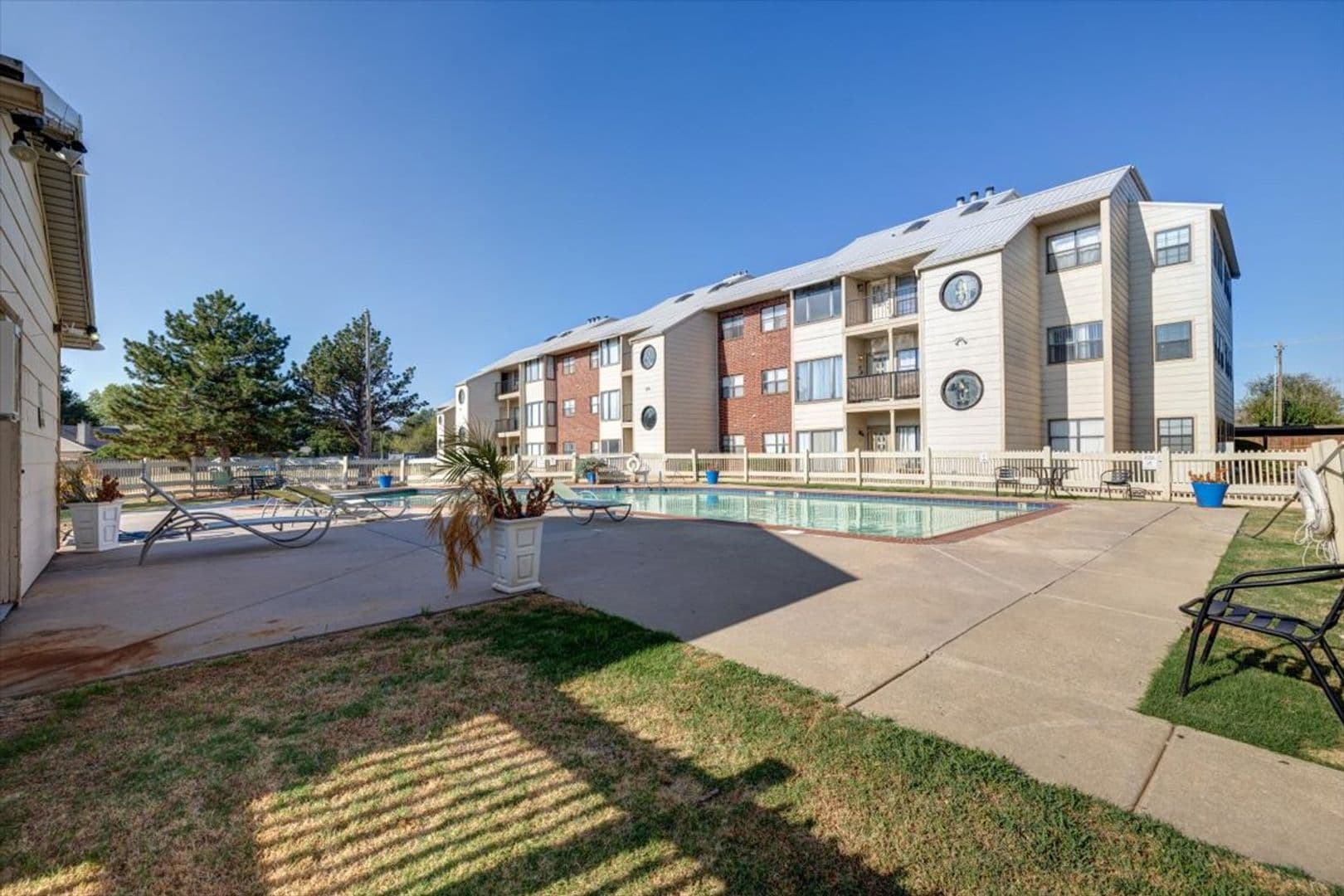 Oklahoma City Apartment: 10400 N Council Rd