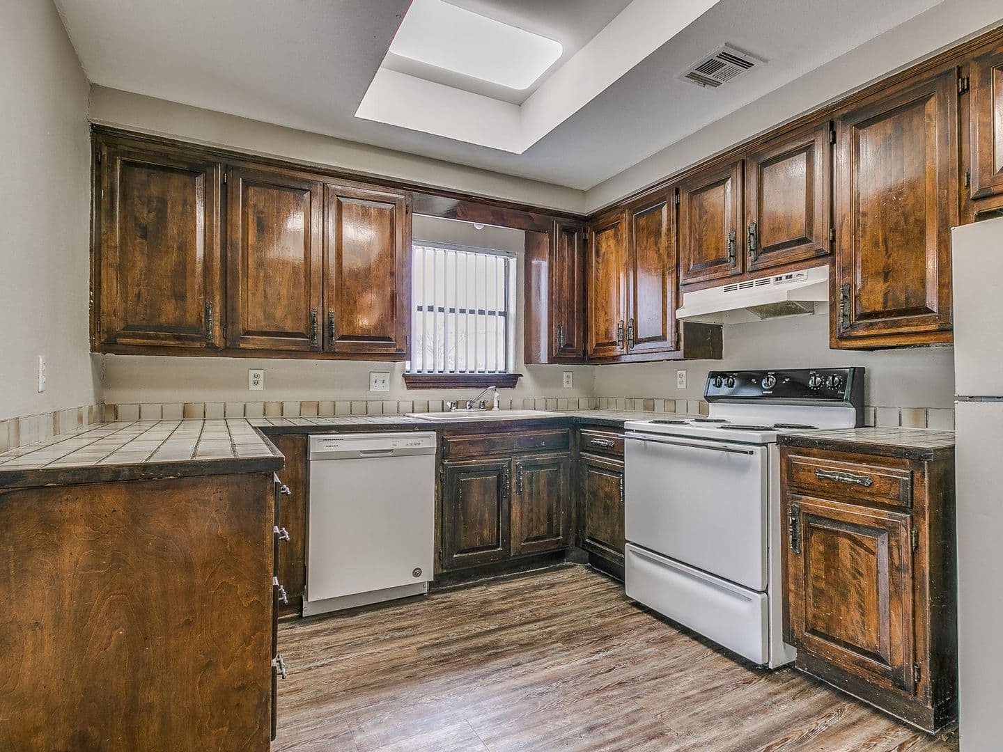 Oklahoma City Apartment: 10400 N Council Rd