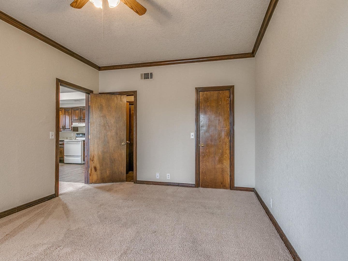 Oklahoma City Apartment: 10400 N Council Rd