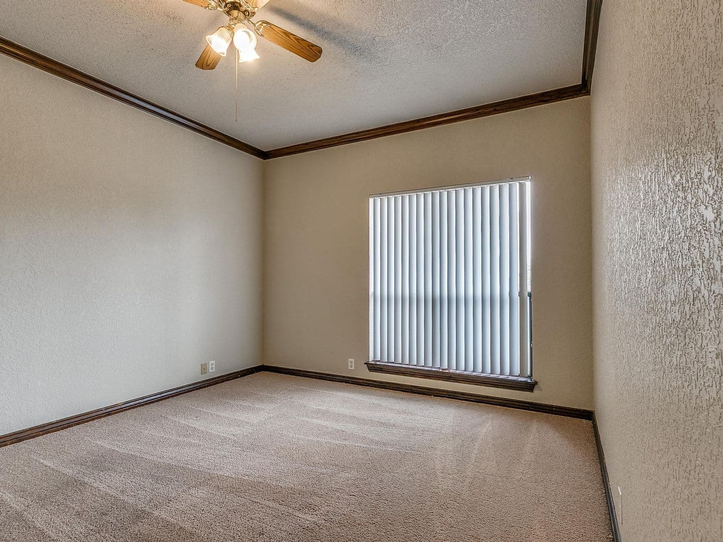 Oklahoma City Apartment: 10400 N Council Rd