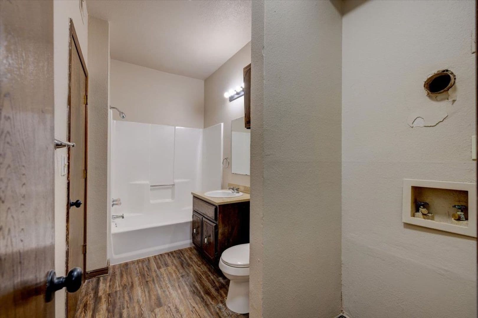 Oklahoma City Apartment: 10400 N Council Rd
