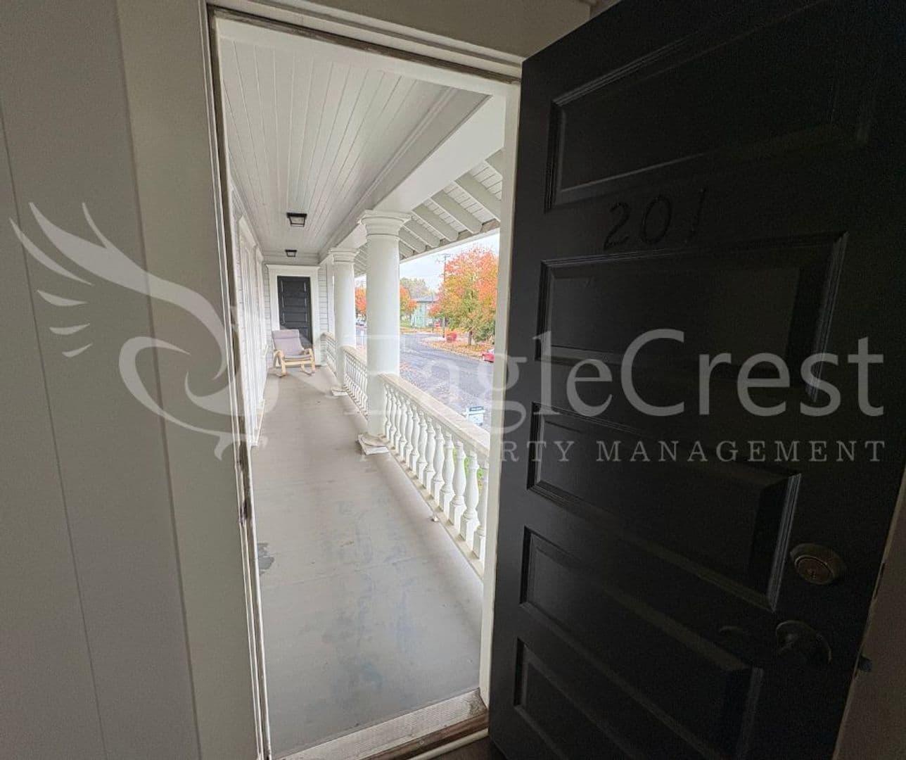 Walla Walla Apartment: 105 N. Spokane St.