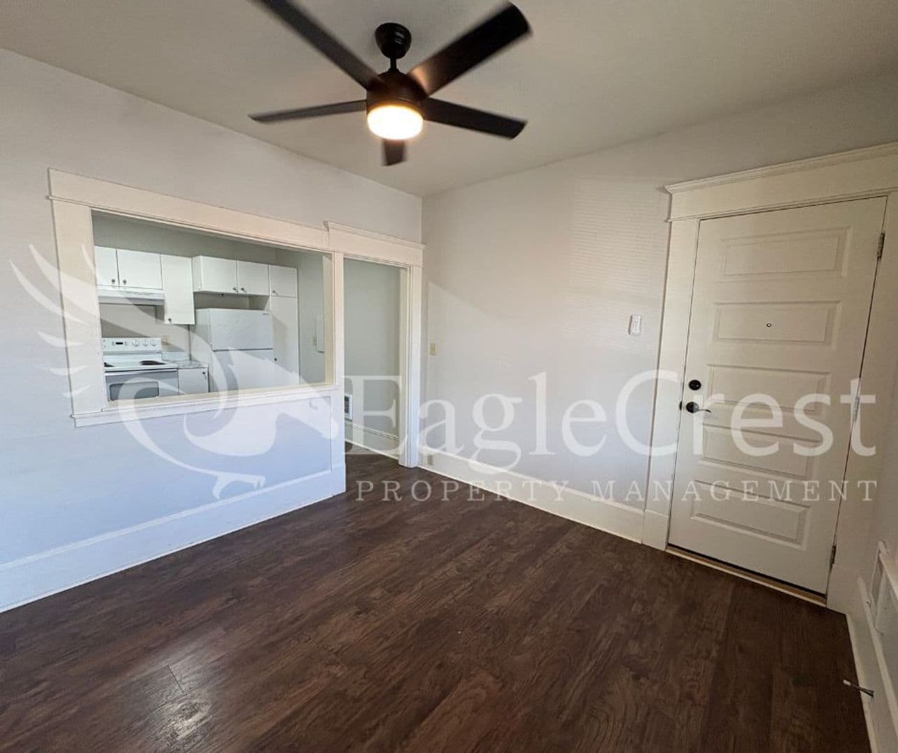 Walla Walla Apartment: 105 N. Spokane St.