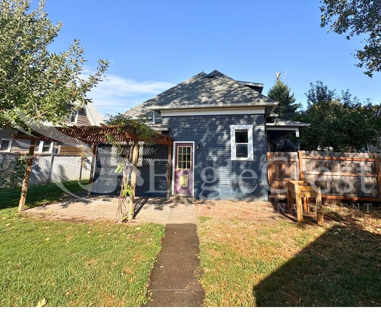 Walla Walla House: 816 E. Alder