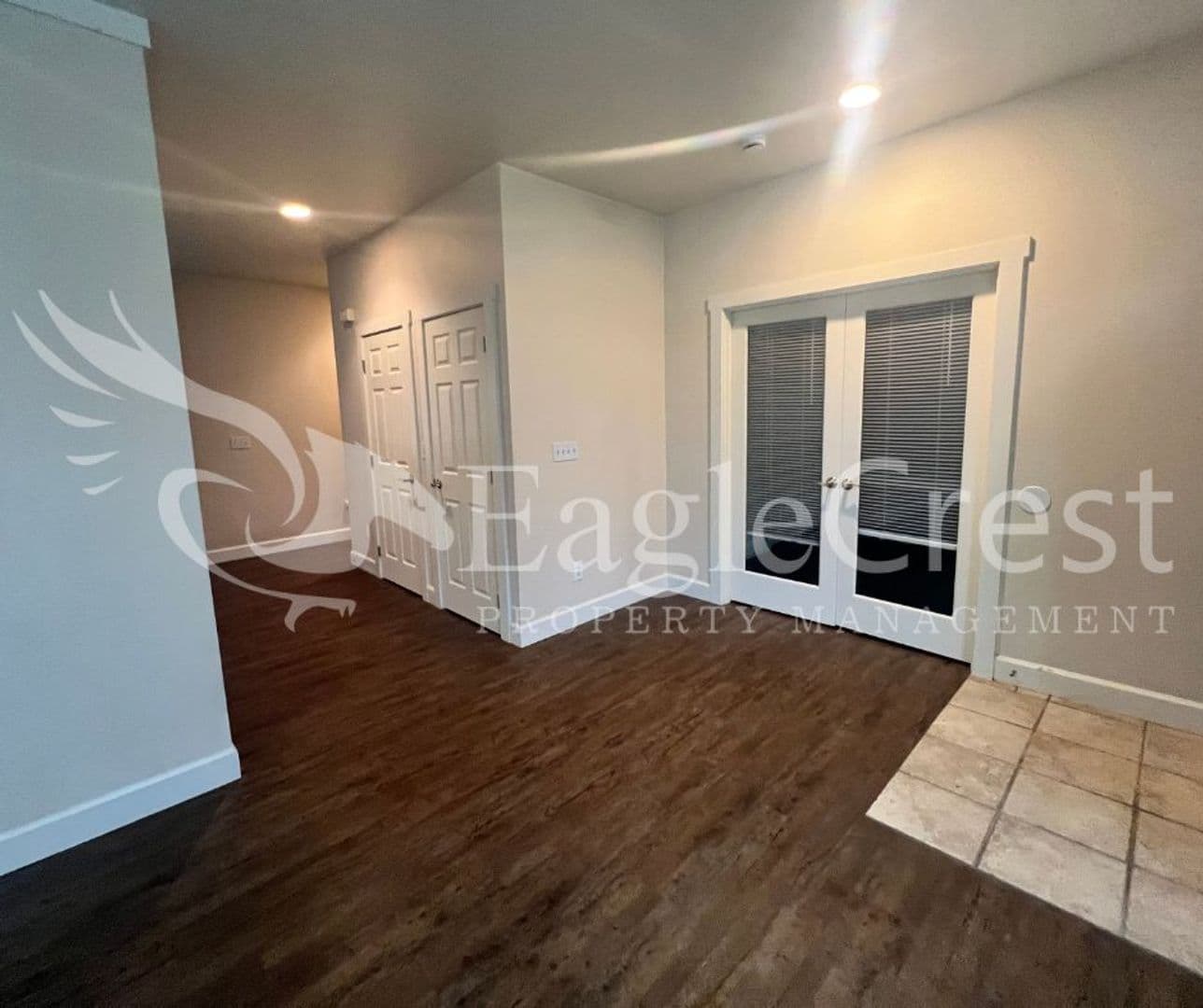 Walla Walla Condo: College Place Associates, LLC