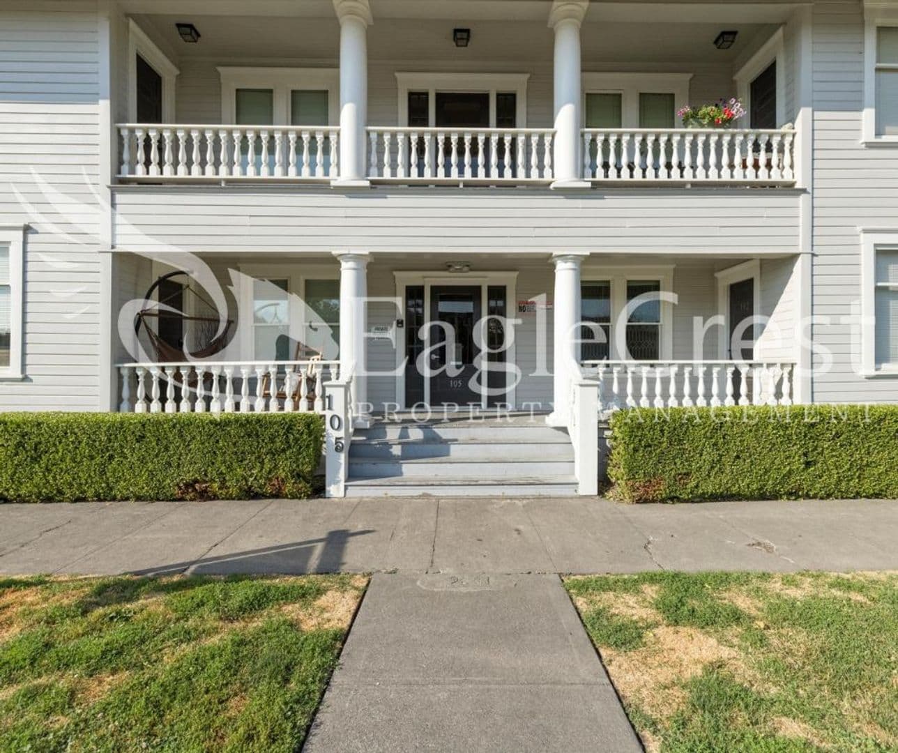 Walla Walla Apartment: 105 N. Spokane St.