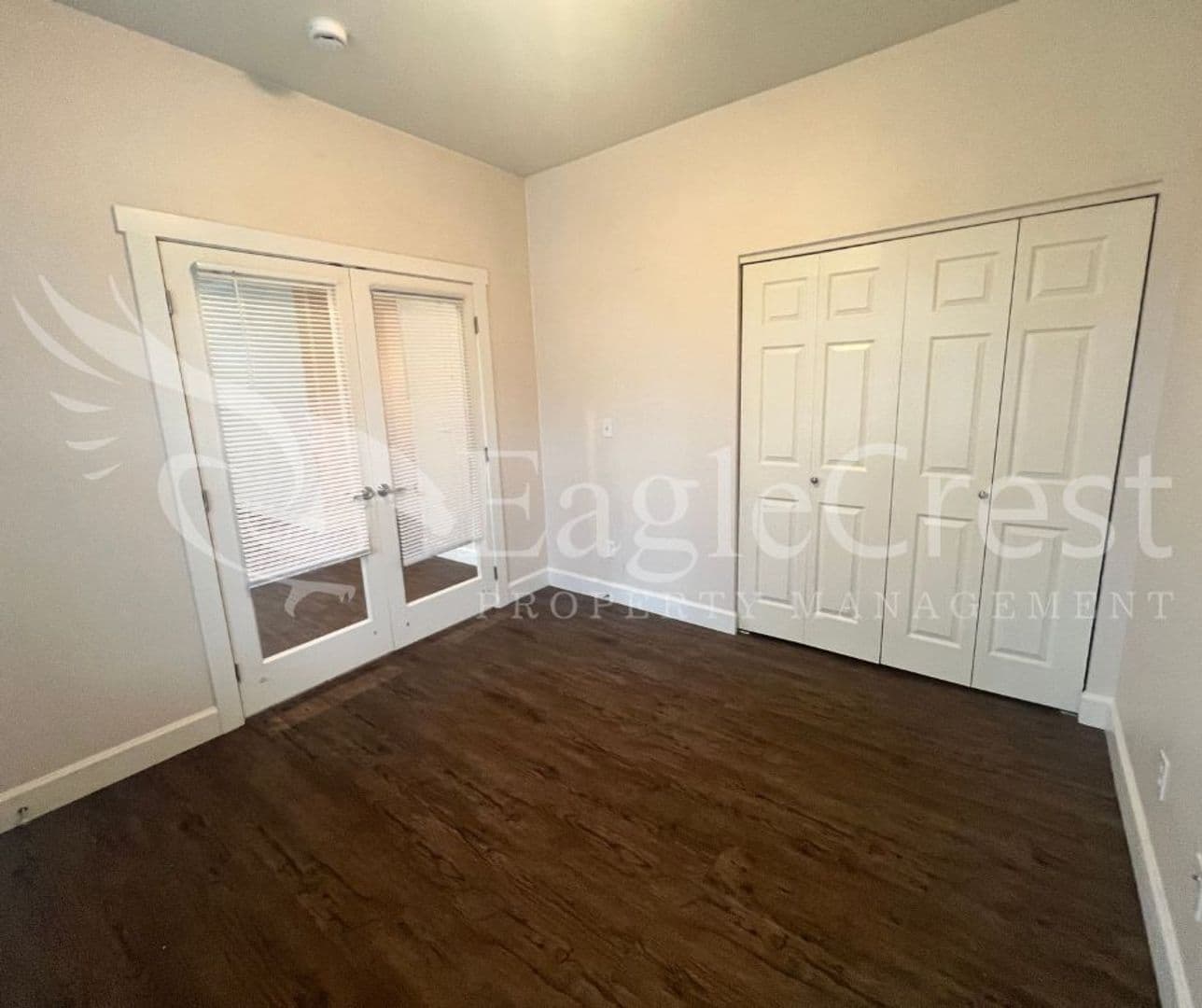 Walla Walla Condo: College Place Associates, LLC