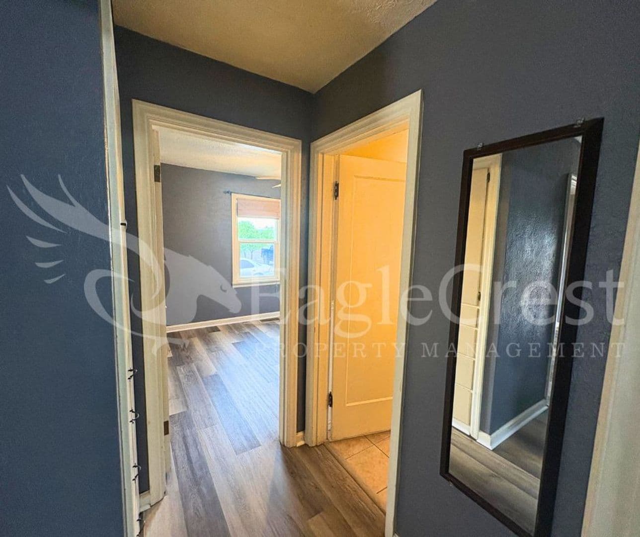 College Place Apartment: 127 SW 6th St.