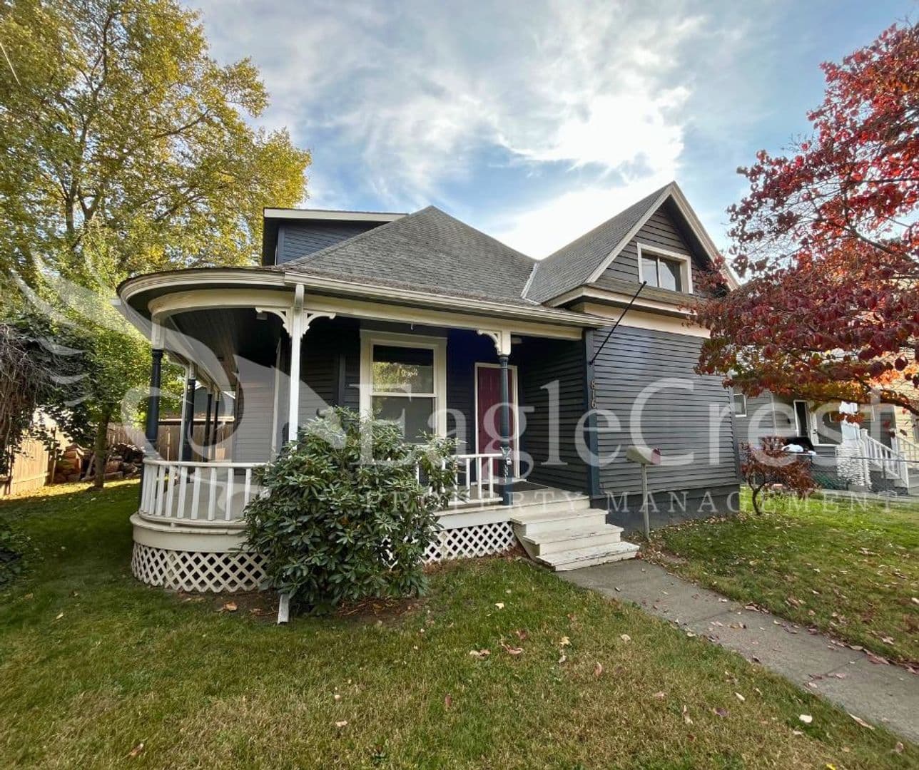 Walla Walla House: 816 E. Alder