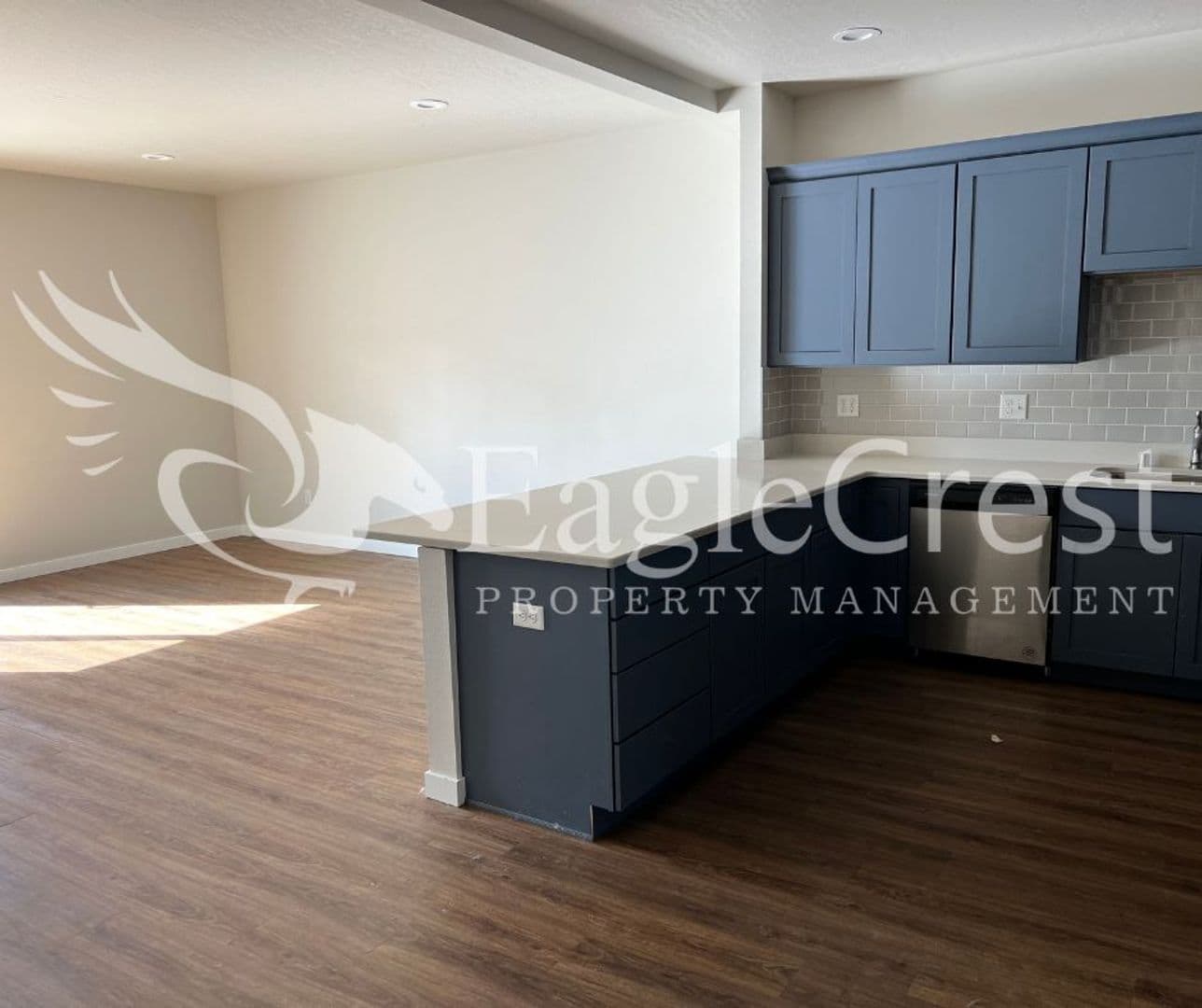 Walla Walla Apartment: 2350/2352 Herbert Pl