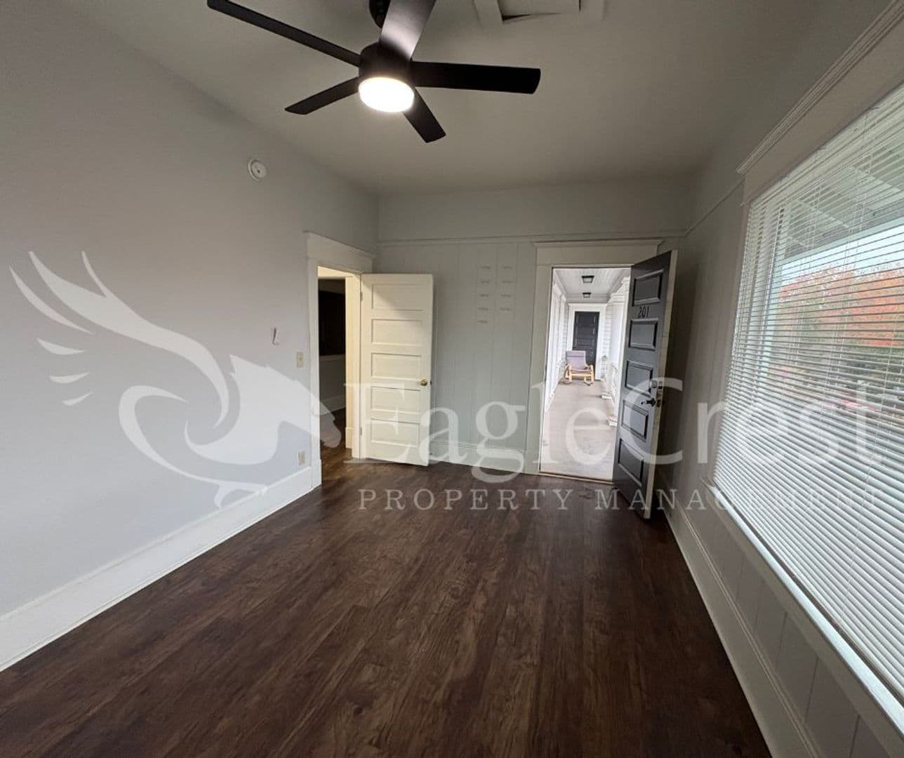 Walla Walla Apartment: 105 N. Spokane St.