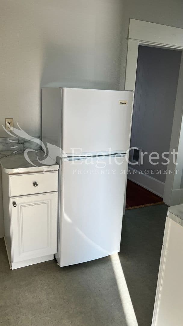 Walla Walla Apartment: 105 N. Spokane St.