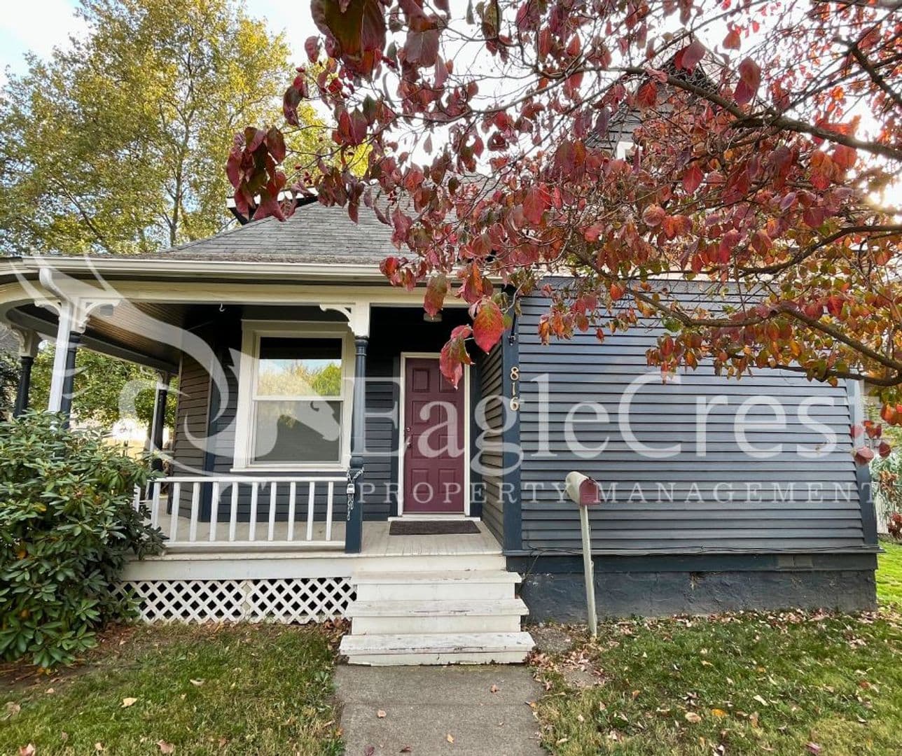 Walla Walla House: 816 E. Alder
