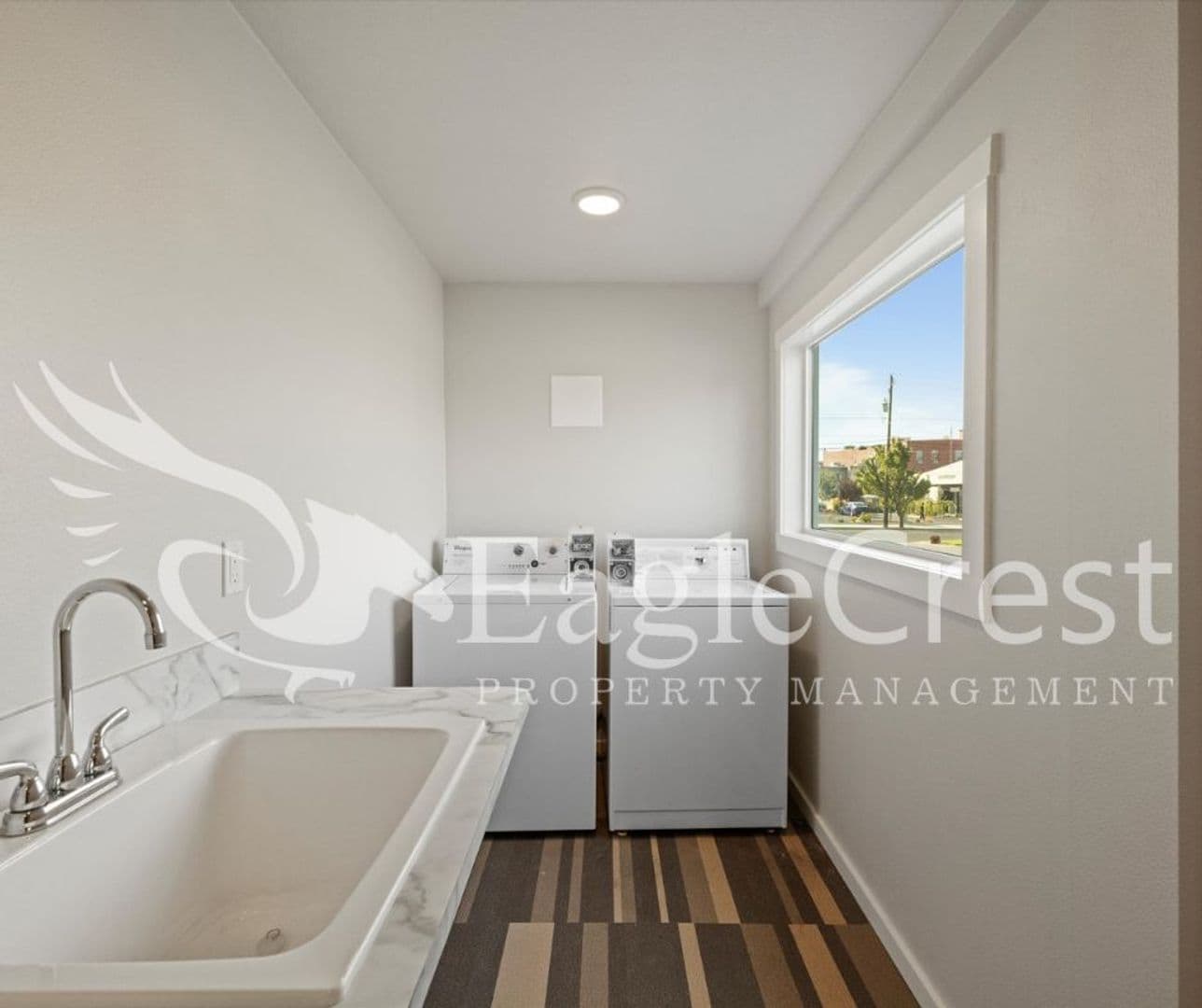 Walla Walla Apartment: 105 N. Spokane St.