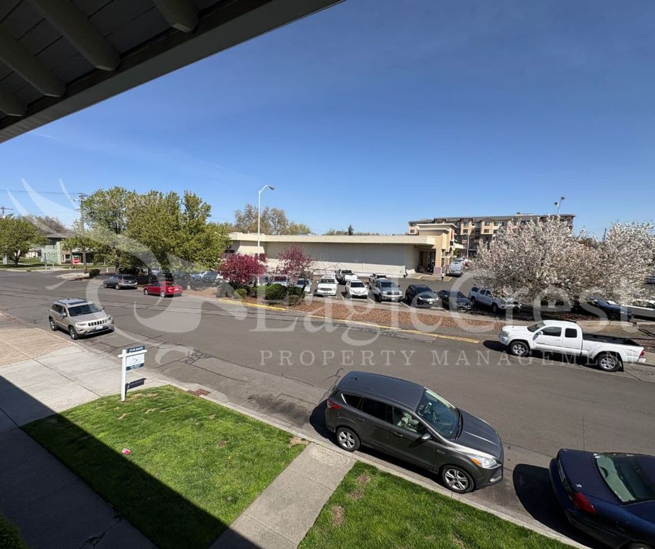 Walla Walla Apartment: 105 N. Spokane St.