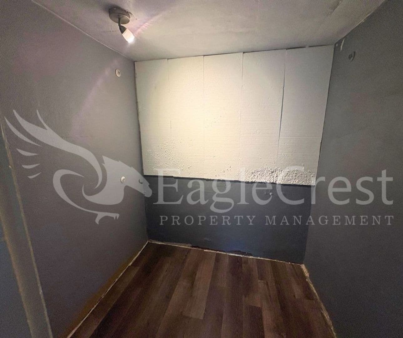 College Place Apartment: 127 SW 6th St.