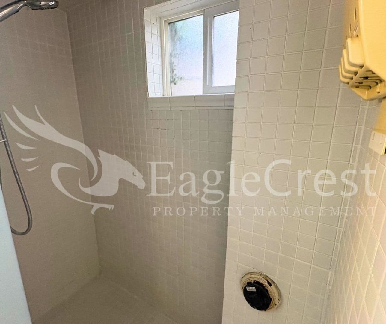 College Place Apartment: 127 SW 6th St.