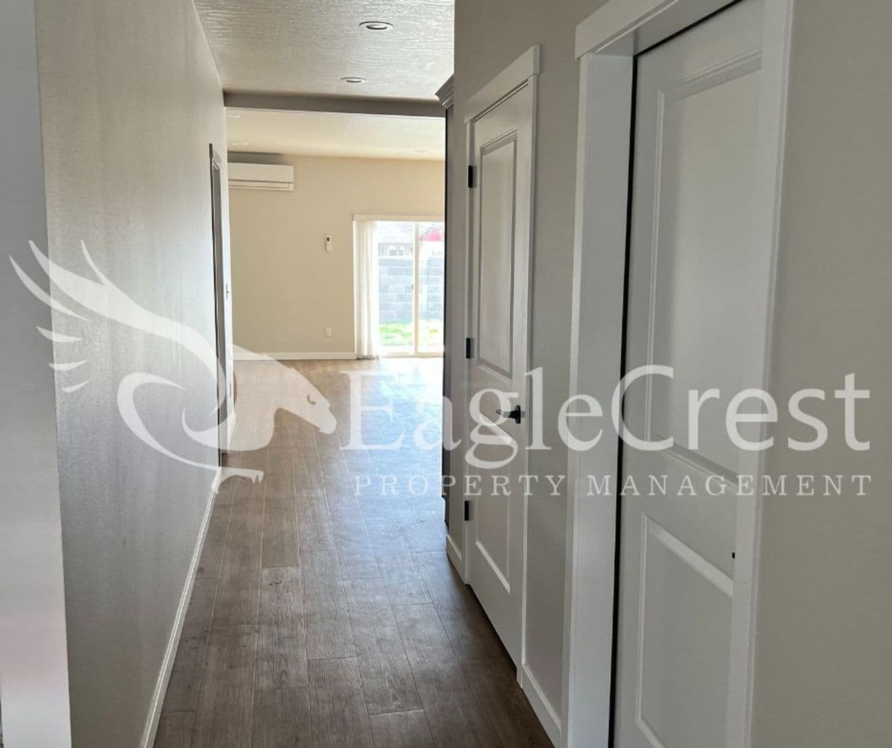 Walla Walla Apartment: 2350/2352 Herbert Pl