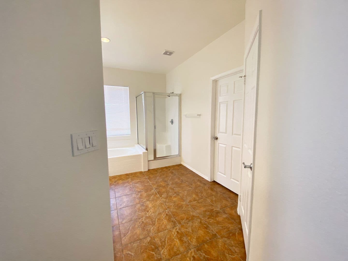 Palmdale House: 6141 Serra Way