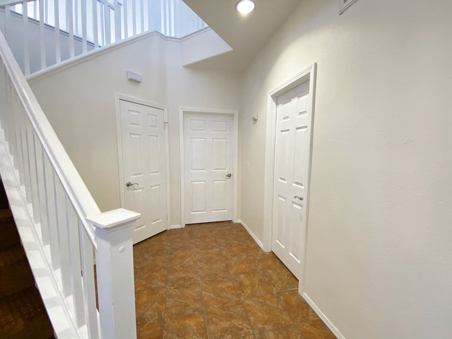 Palmdale House: 6141 Serra Way
