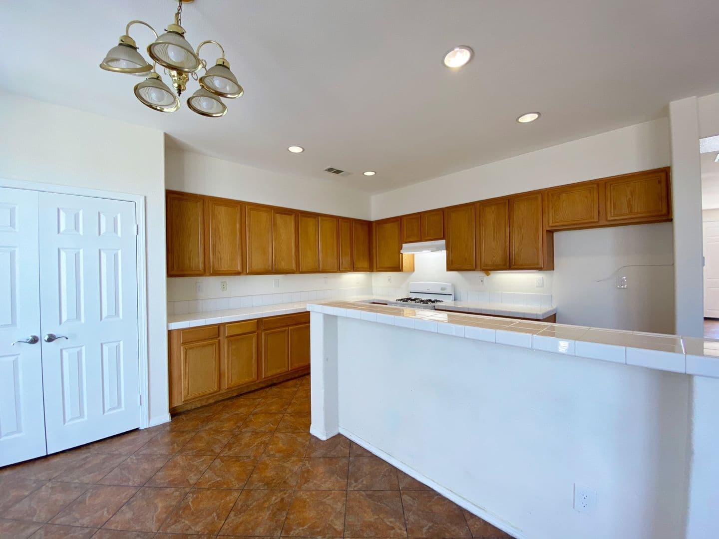 Palmdale House: 6141 Serra Way