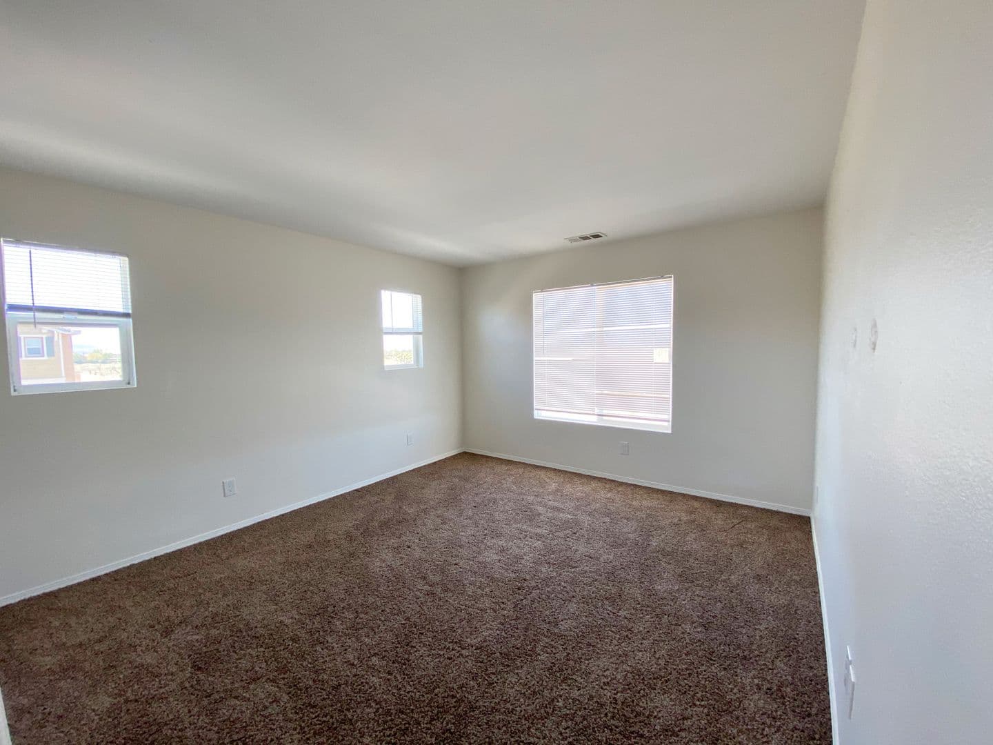 Palmdale House: 6141 Serra Way