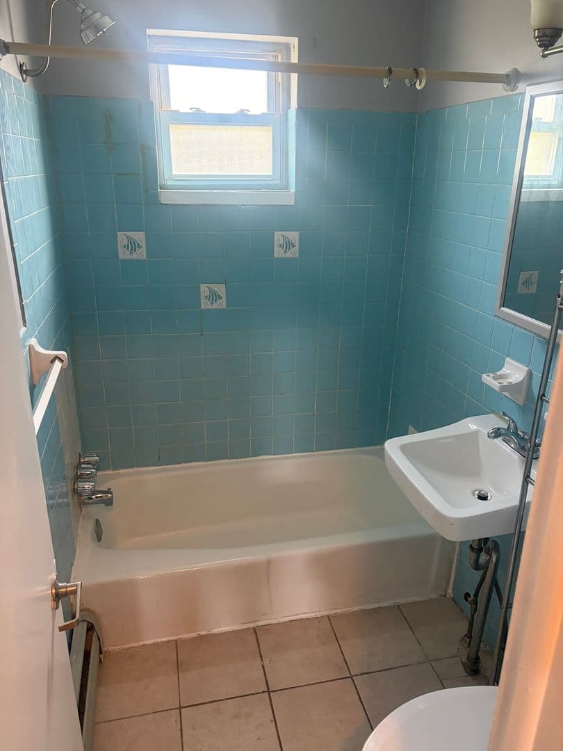 Philadelphia Apartment: 5701-5 Tulip St