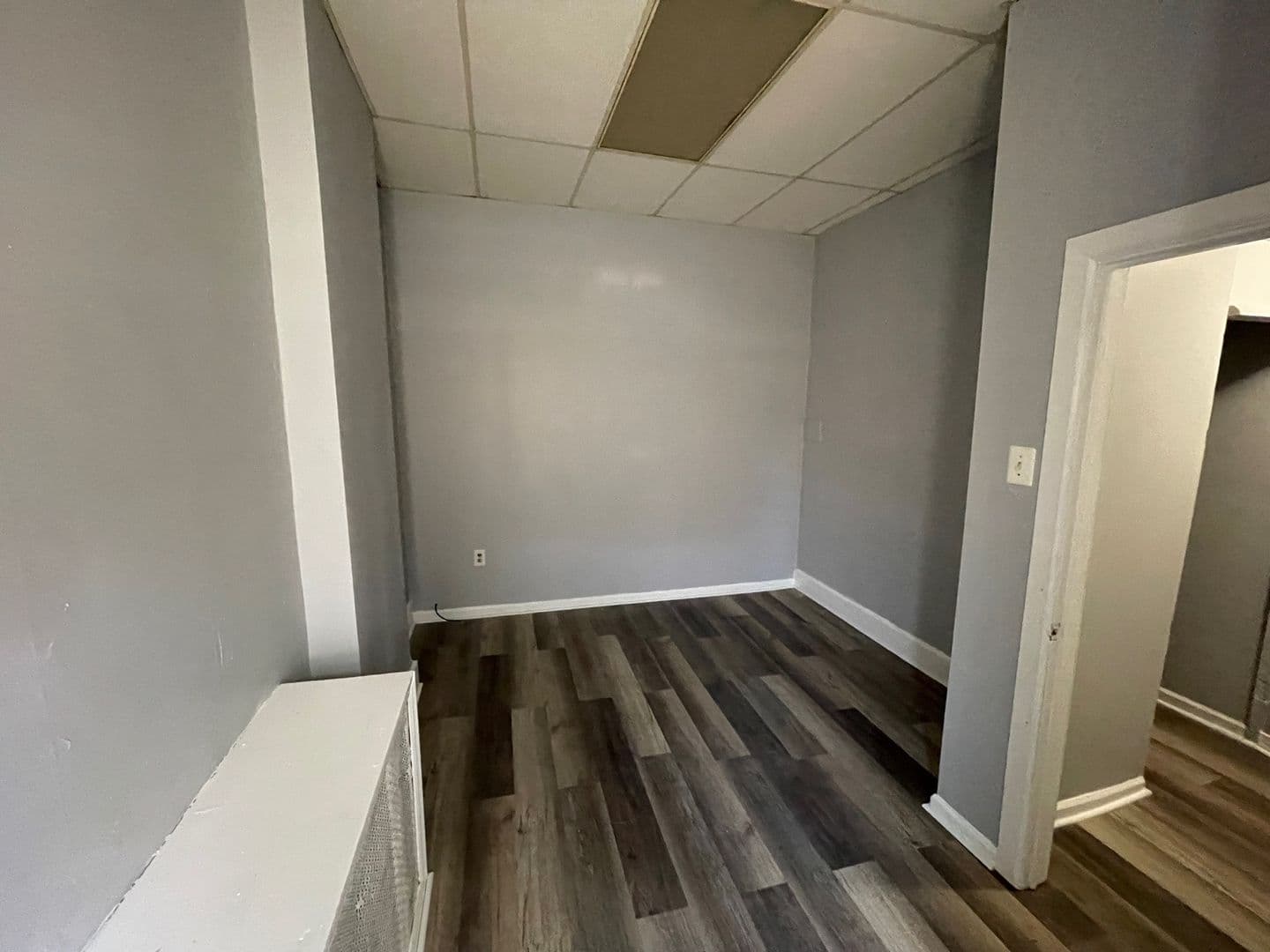 Philadelphia Apartment: 6005 Torresdale Ave