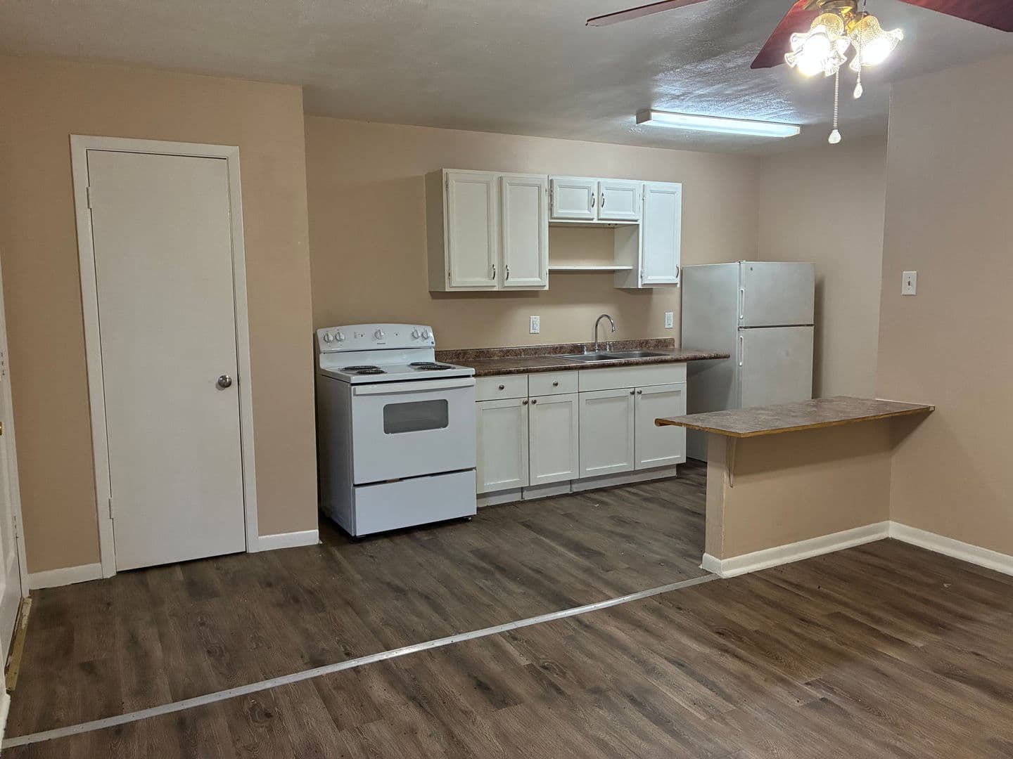 Lindale Apartment: 13491 CR 472