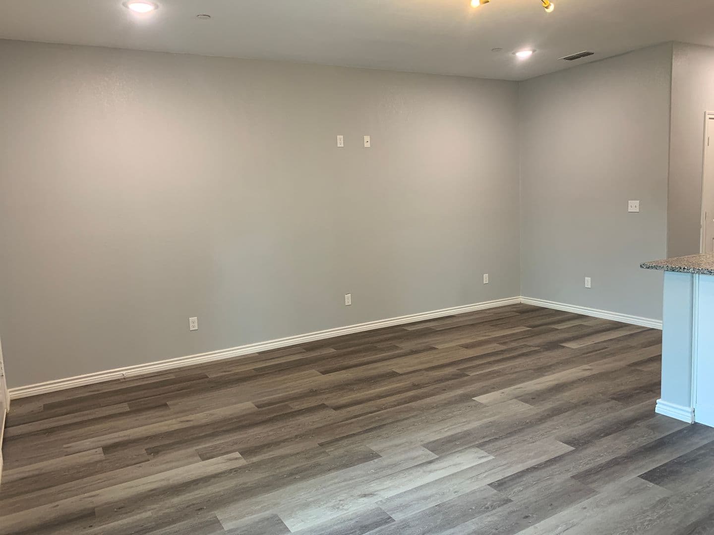 Lindale Apartment: 17738 County Road 4112