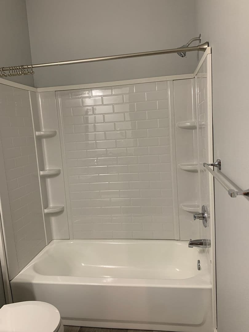 Lindale Apartment: 17738 County Road 4112