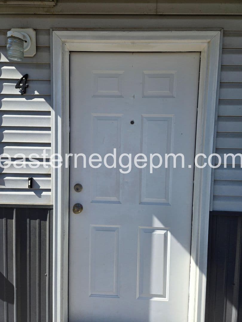 Ontario Apartment: 625 - 755 SW 19th Street