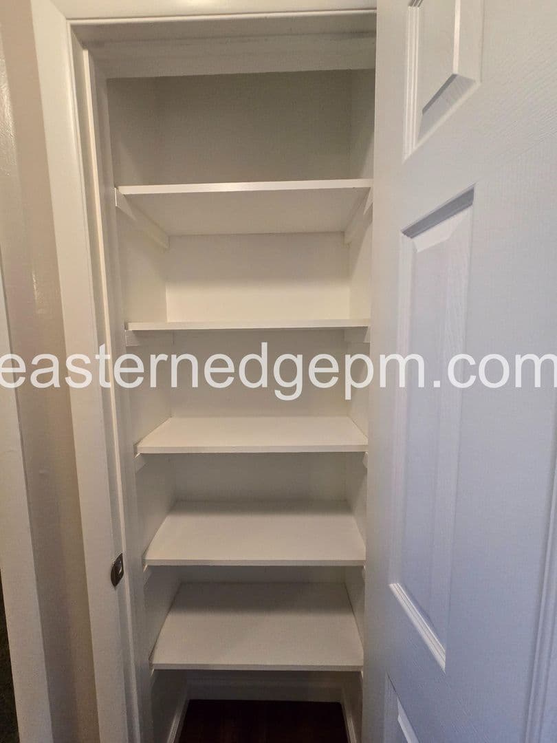 Ontario Apartment: 1227 - 1287 SW 5th Avenue