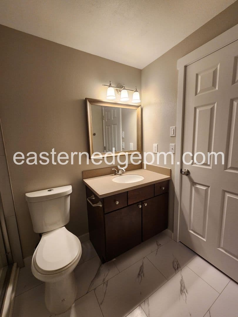 Ontario Apartment: 520 SW 24th Street