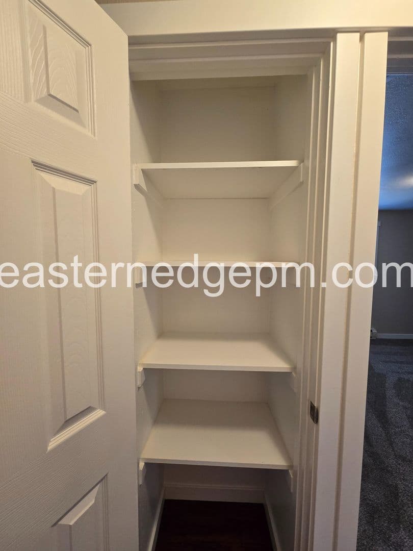 Ontario Apartment: 520 SW 24th Street