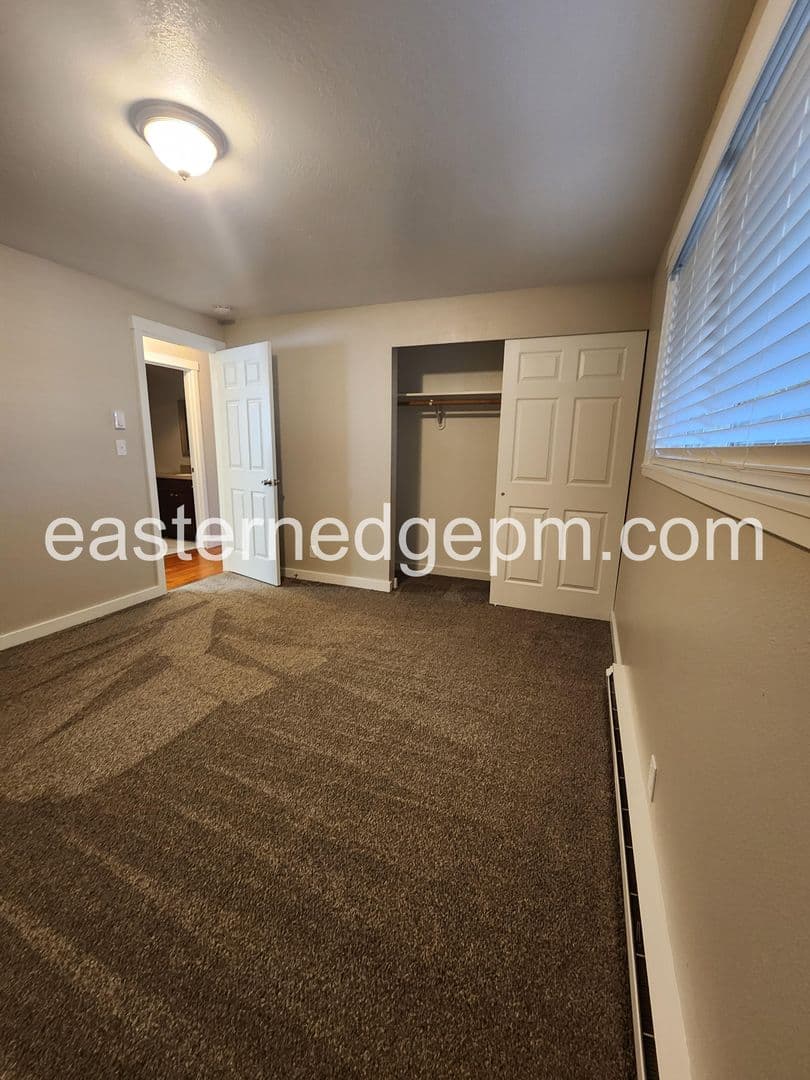 Ontario Apartment: 520 SW 24th Street