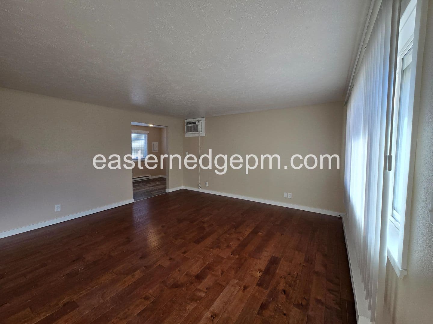 Ontario Apartment: 520 SW 24th Street