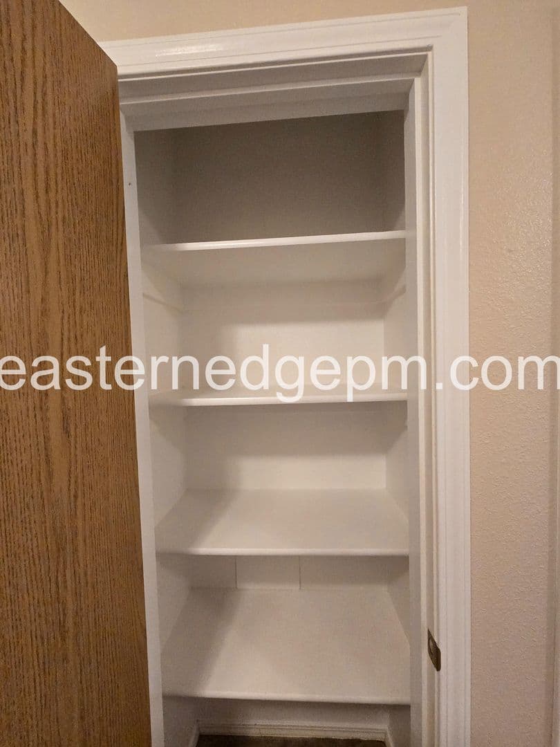 Ontario Apartment: 625 - 755 SW 19th Street