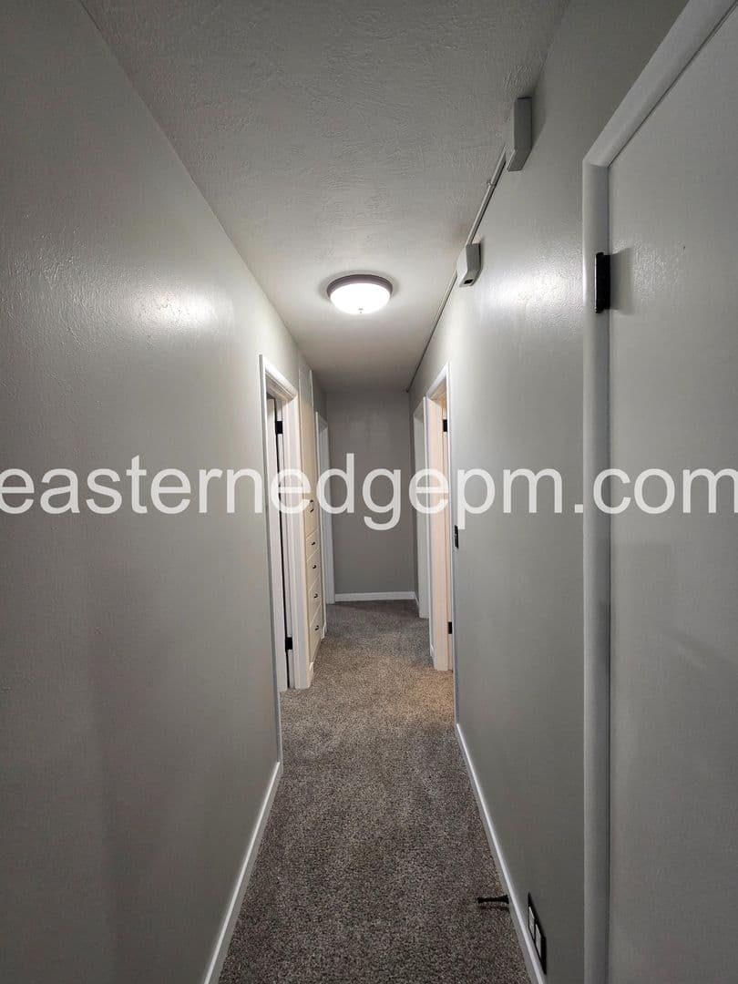 Ontario House: 568 NW 3rd Street