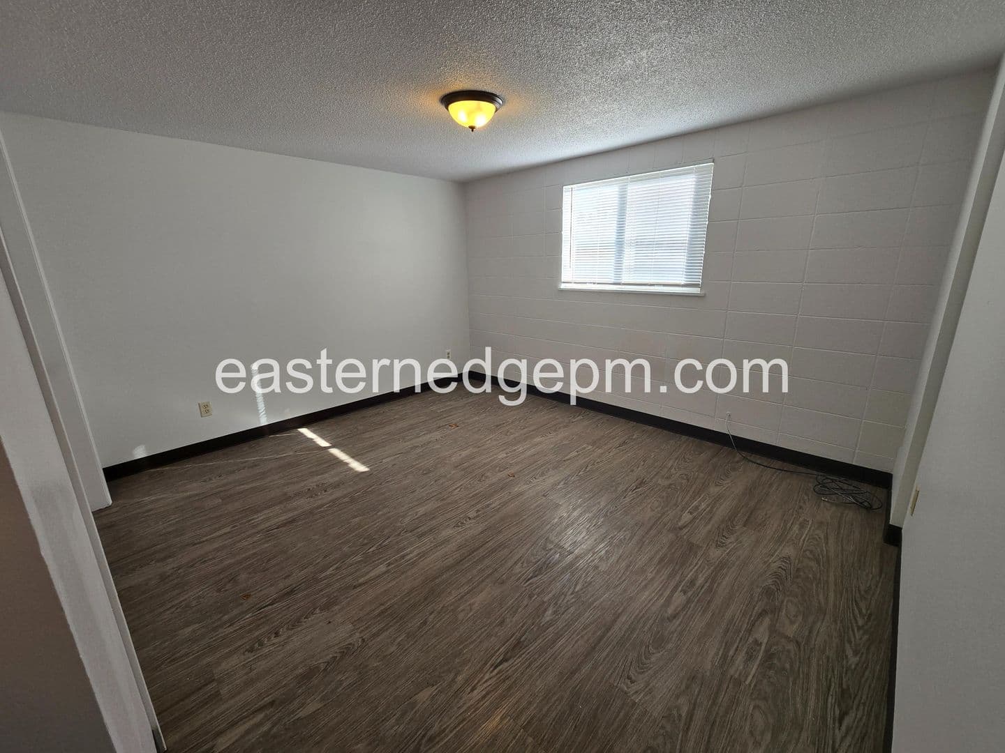 Ontario Apartment: 98 NW 10th Street
