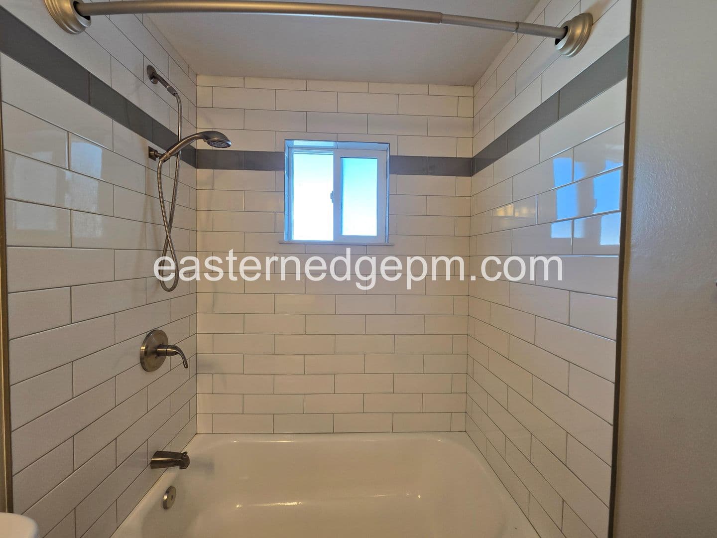 Ontario Apartment: 1227 - 1287 SW 5th Avenue
