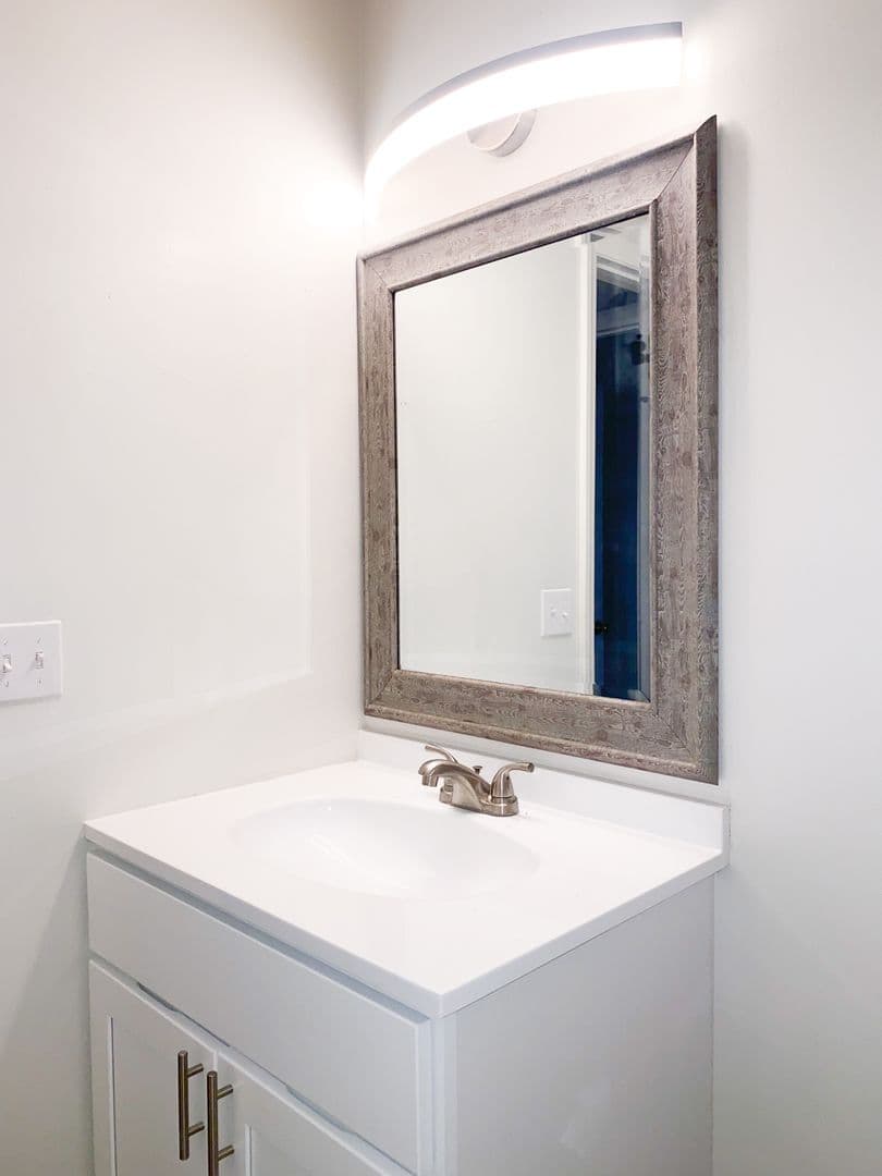 Greenville Apartment: Brownlea Drive