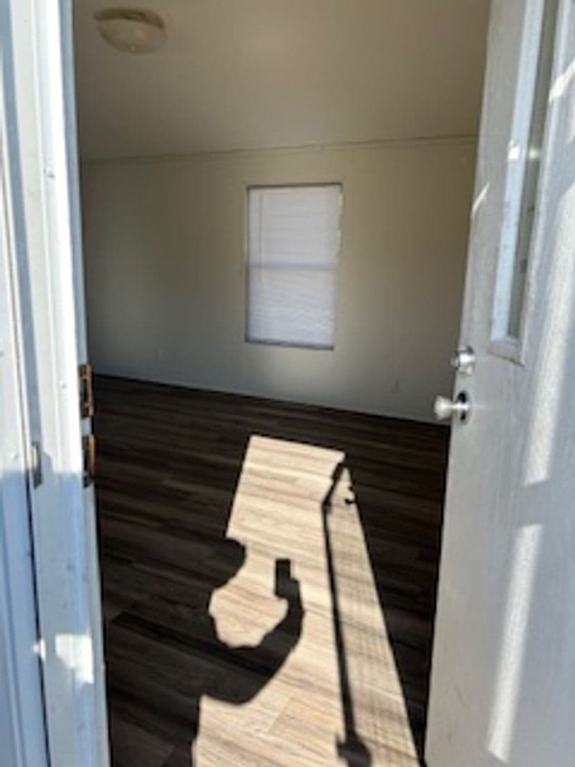 Greenville Apartment: Old River Road