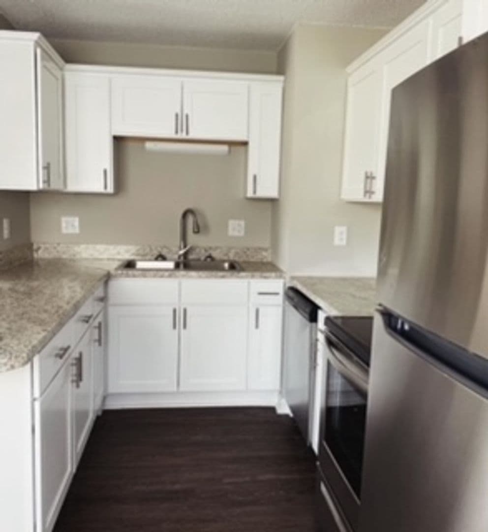 Greenville Apartment: River Drive