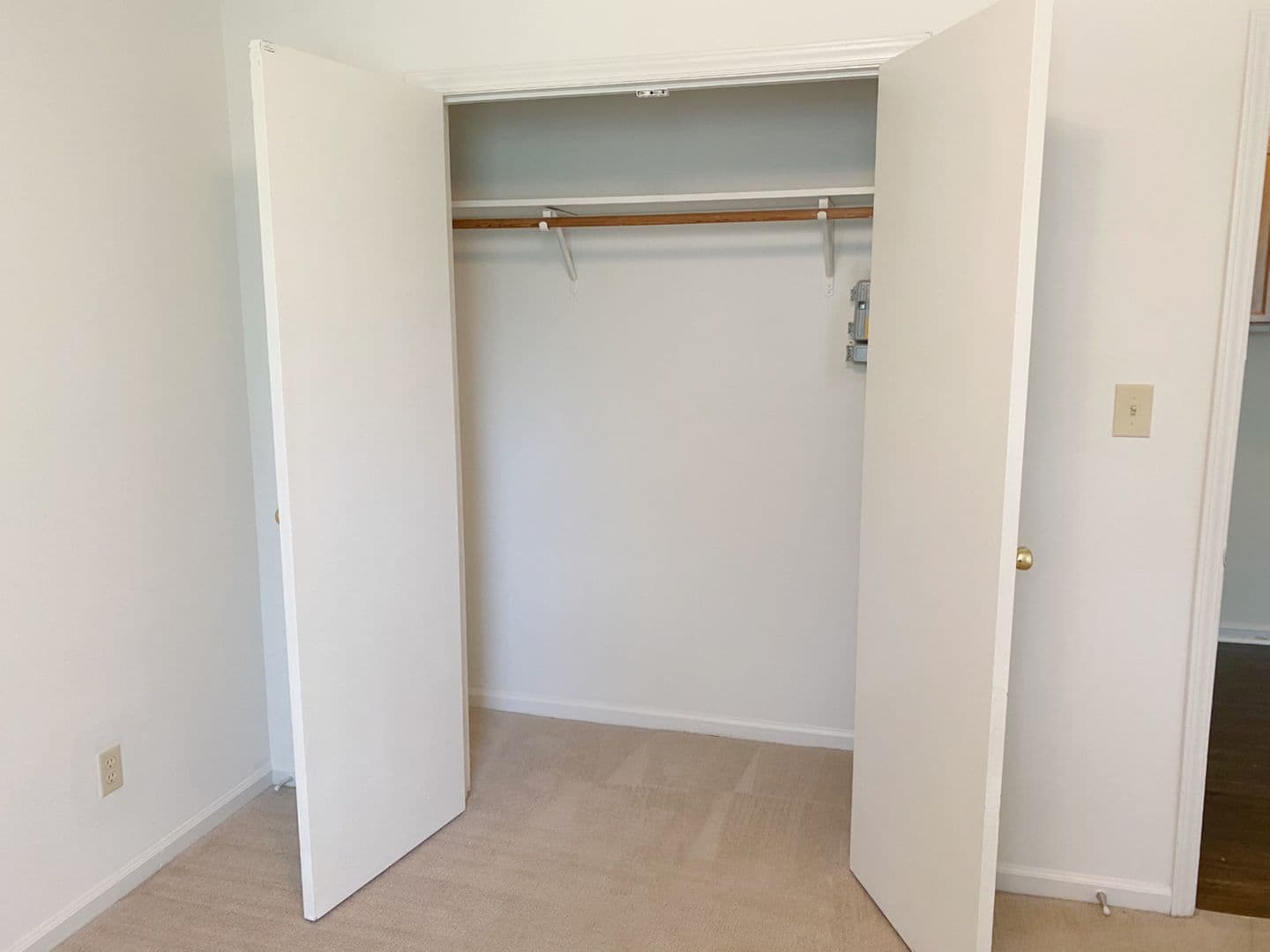 Greenville Apartment: Brownlea Drive
