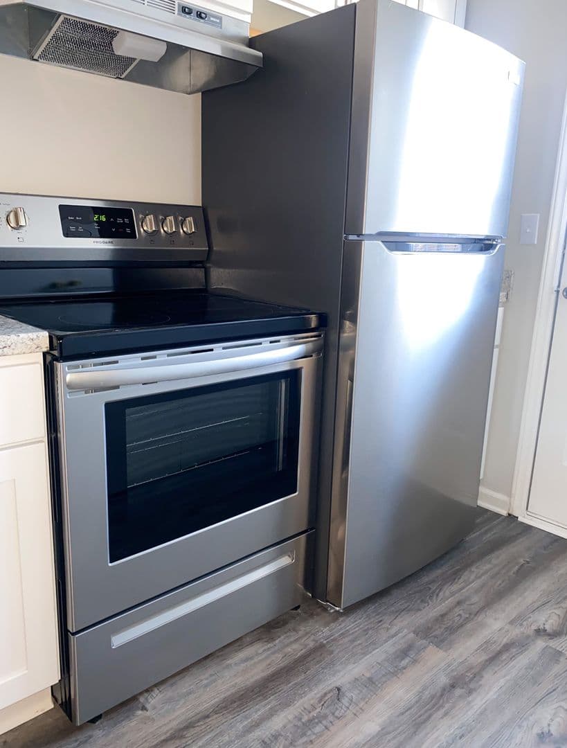 Greenville Apartment: Brownlea Drive