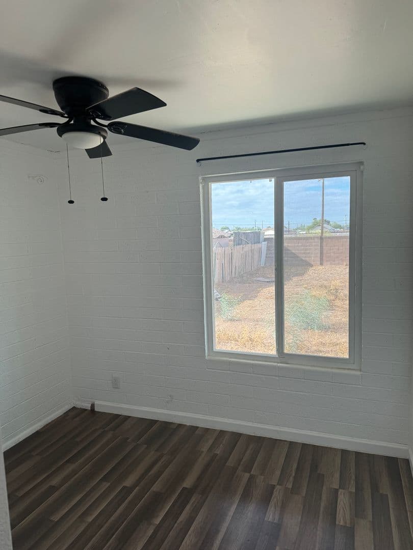 Coolidge House: 940 N Sonora Street