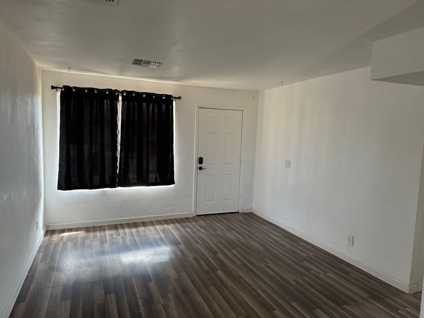 Coolidge House: 940 N Sonora Street